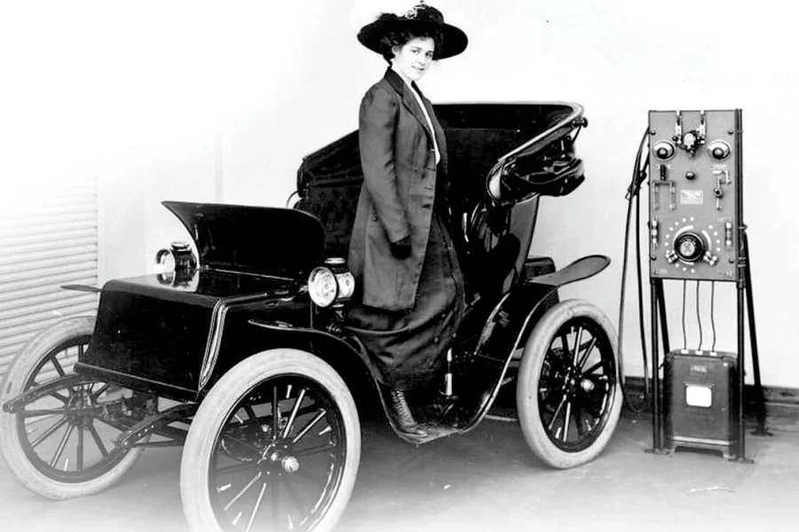 An early-1900s electric automobile with a mercury arc rectifier, once used to charge EVs. Photo / Museum of Innovation and Science