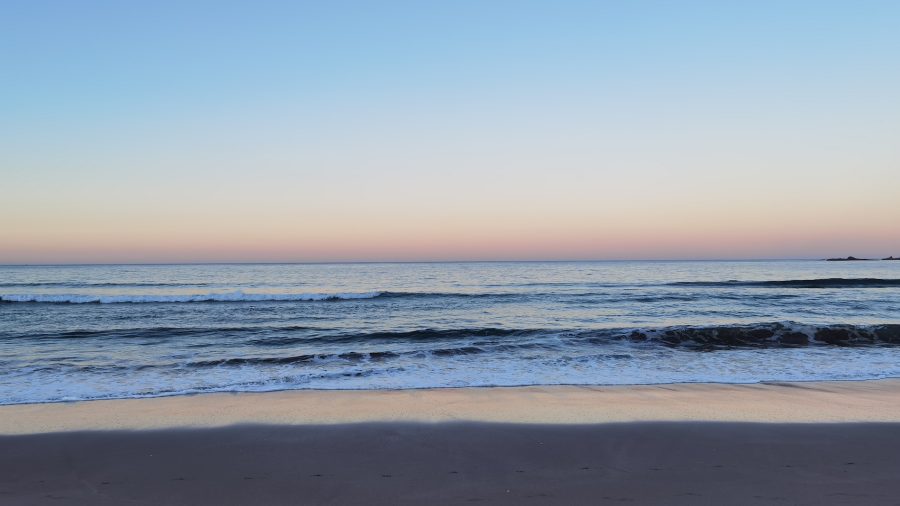 Sun-Drenched Serenity: Medlands Beach on the East Coast of Great Barrier Island. Photo / AoteaGBI.news